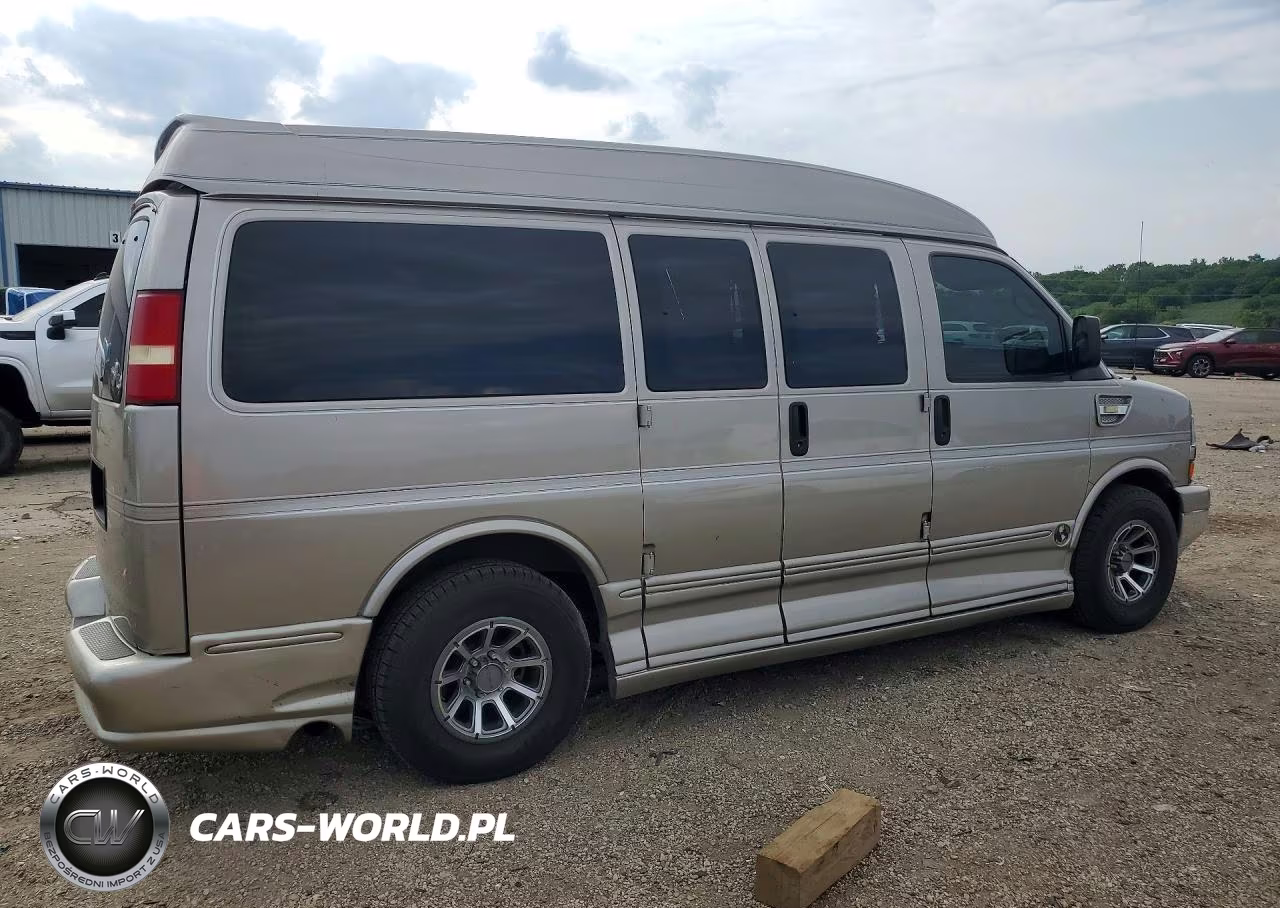 2005 Chevrolet Express G1500 VIN:1GBFG15T251126915 - 3
