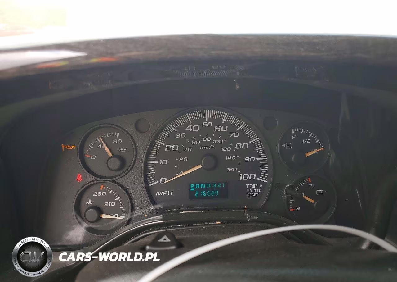 2005 Chevrolet Express G1500 VIN:1GBFG15T251126915 - 9