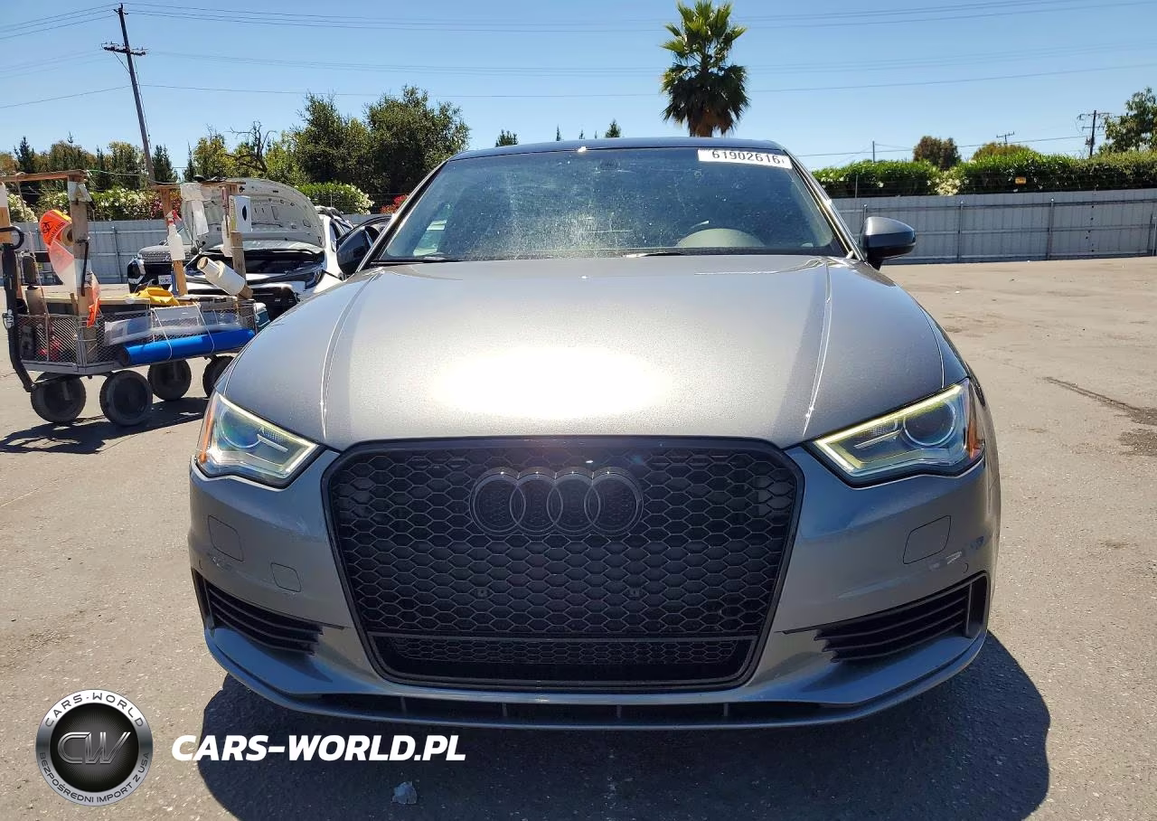 2015 Audi A3 Premium Plus VIN:WAUCCGFF1F1075914 - 5