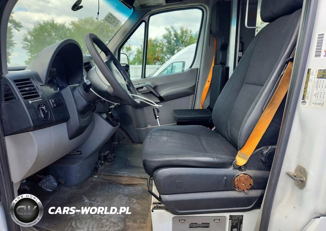 2014 Mercedes-Benz Sprinter 2500 VIN:WD3PE8DE7E5822951 - 7
