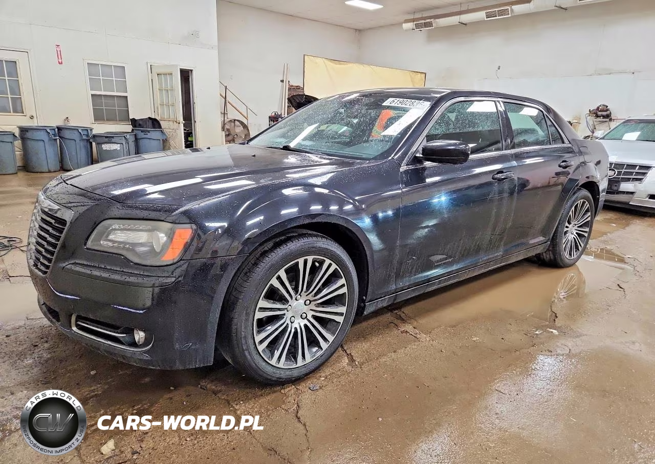 2014 Chrysler 300 S – zdjęcie 1 z 12