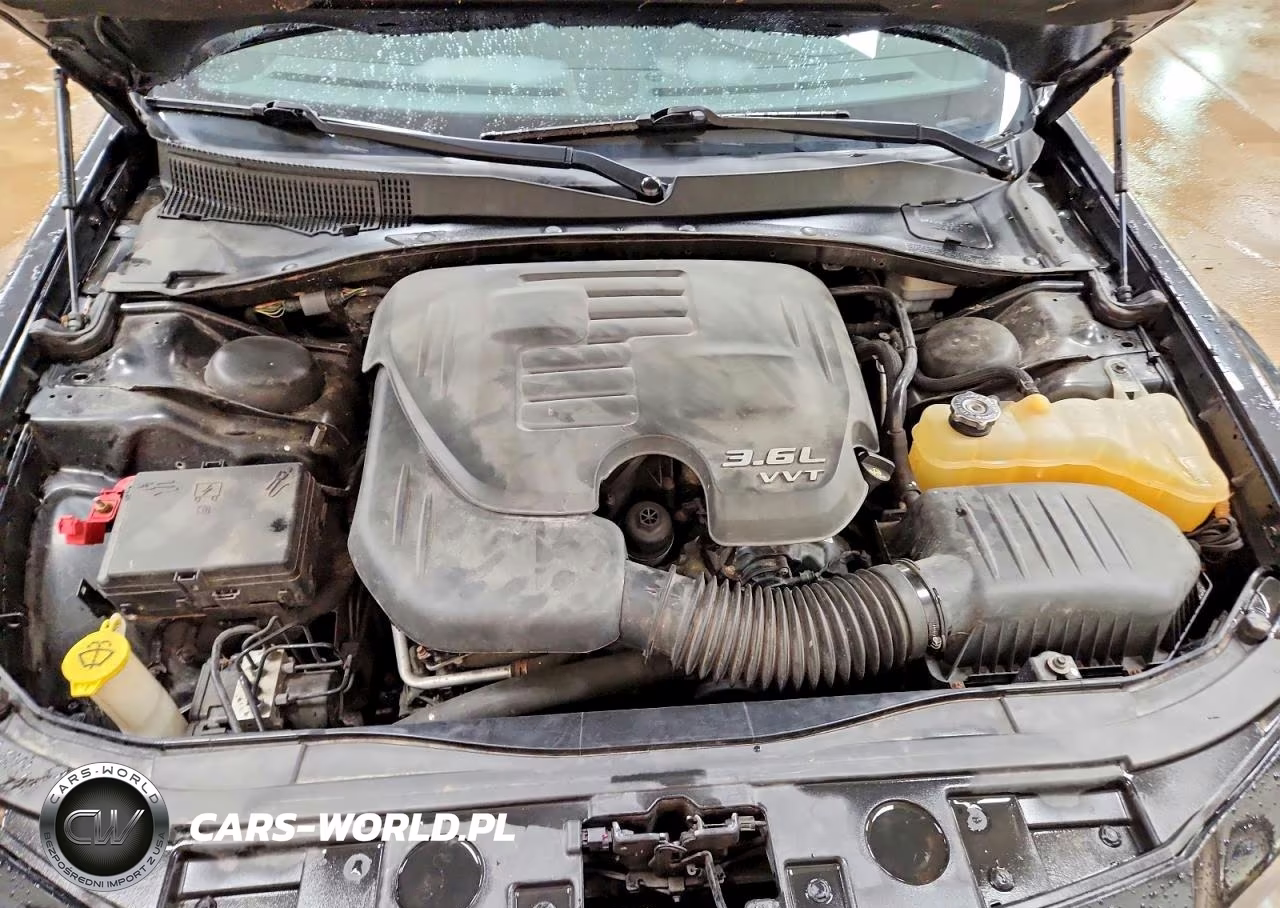 2014 Chrysler 300 S VIN:2C3CCABG4EH119813 - 11