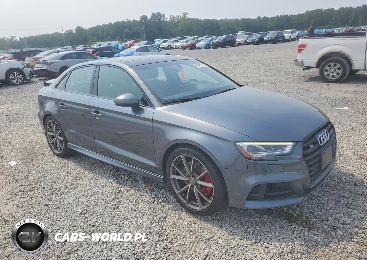 2018 Audi S3 Premium Plus VIN:WAUB1GFF9J1032786 - 4