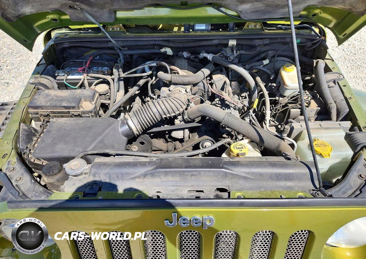 2008 Jeep Wrangler Unlimited Sahara VIN:1J4GA59128L540863 - 12