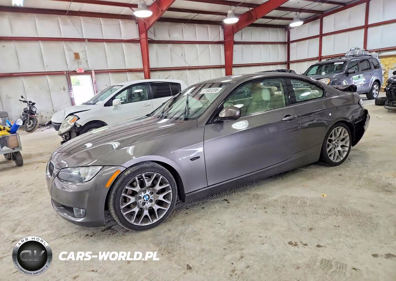 2010 BMW 328 I – zdjęcie 1 z 12