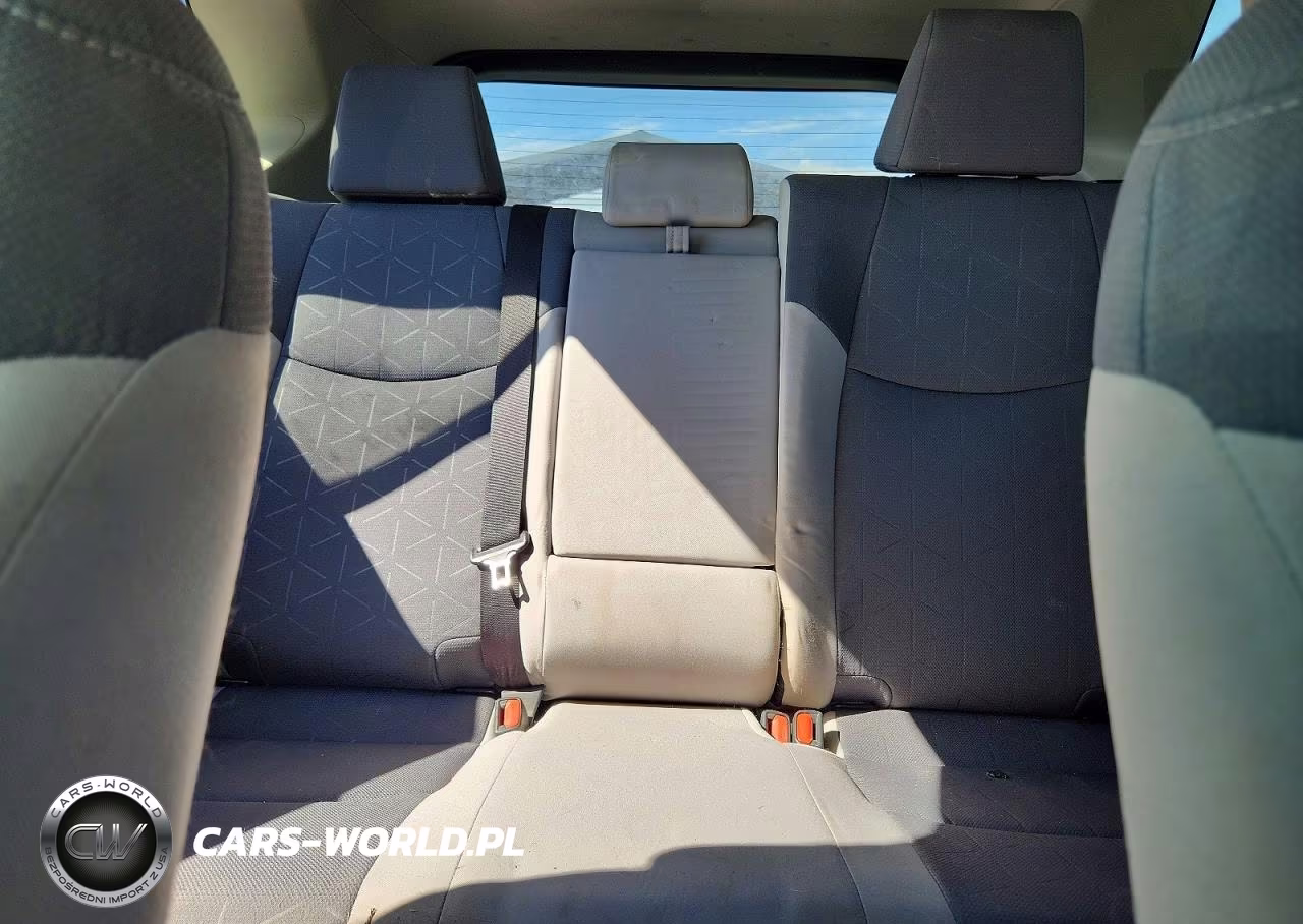 2023 Toyota Rav4 Hybrid Xle VIN:JTMRWRFV1PD572839 - 10