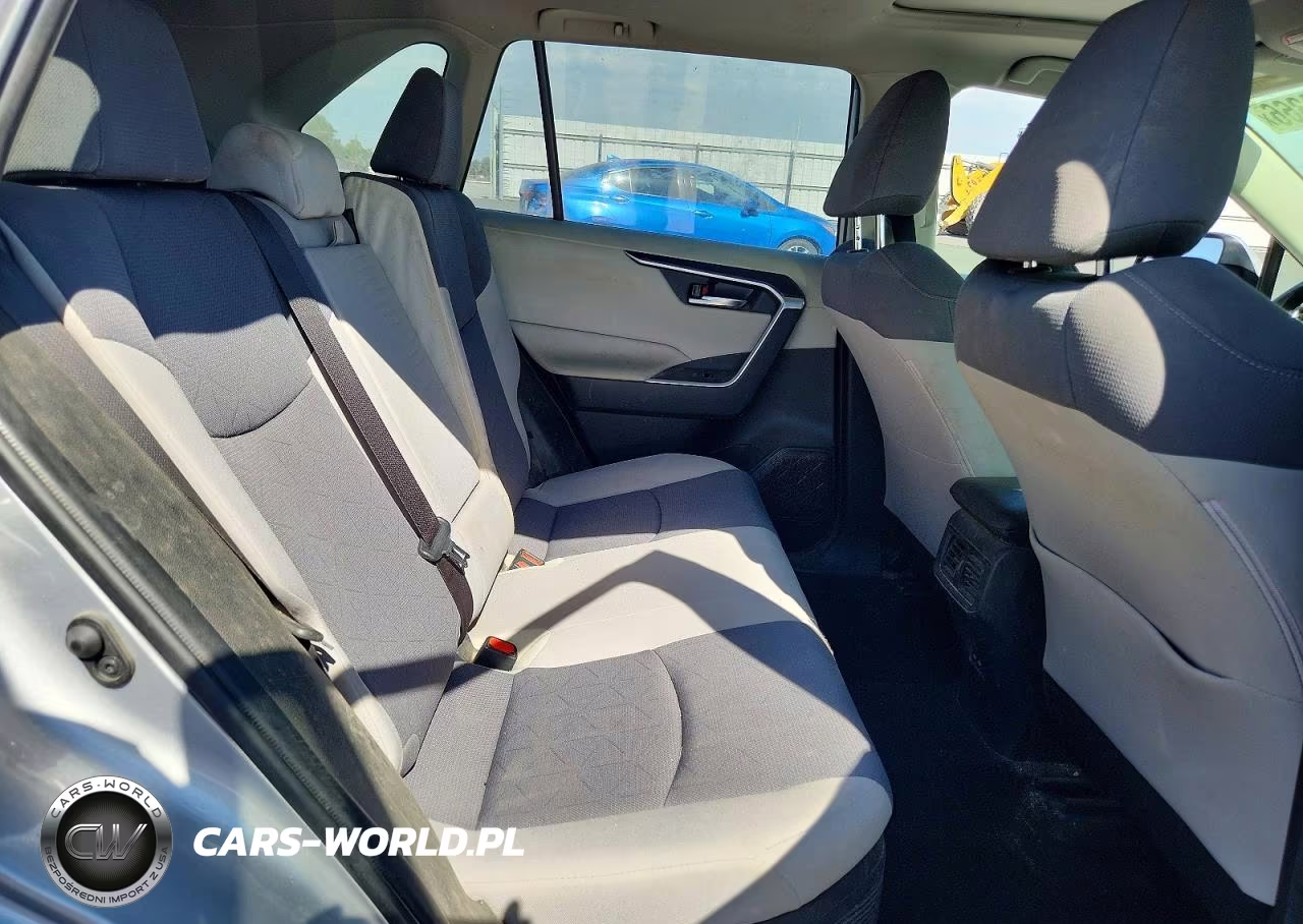 2023 Toyota Rav4 Hybrid Xle VIN:JTMRWRFV1PD572839 - 11