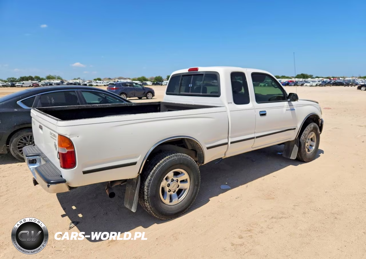 2000 Toyota Tacoma Xtracab Prerunner VIN:5TESN92N3YZ704714 - 3