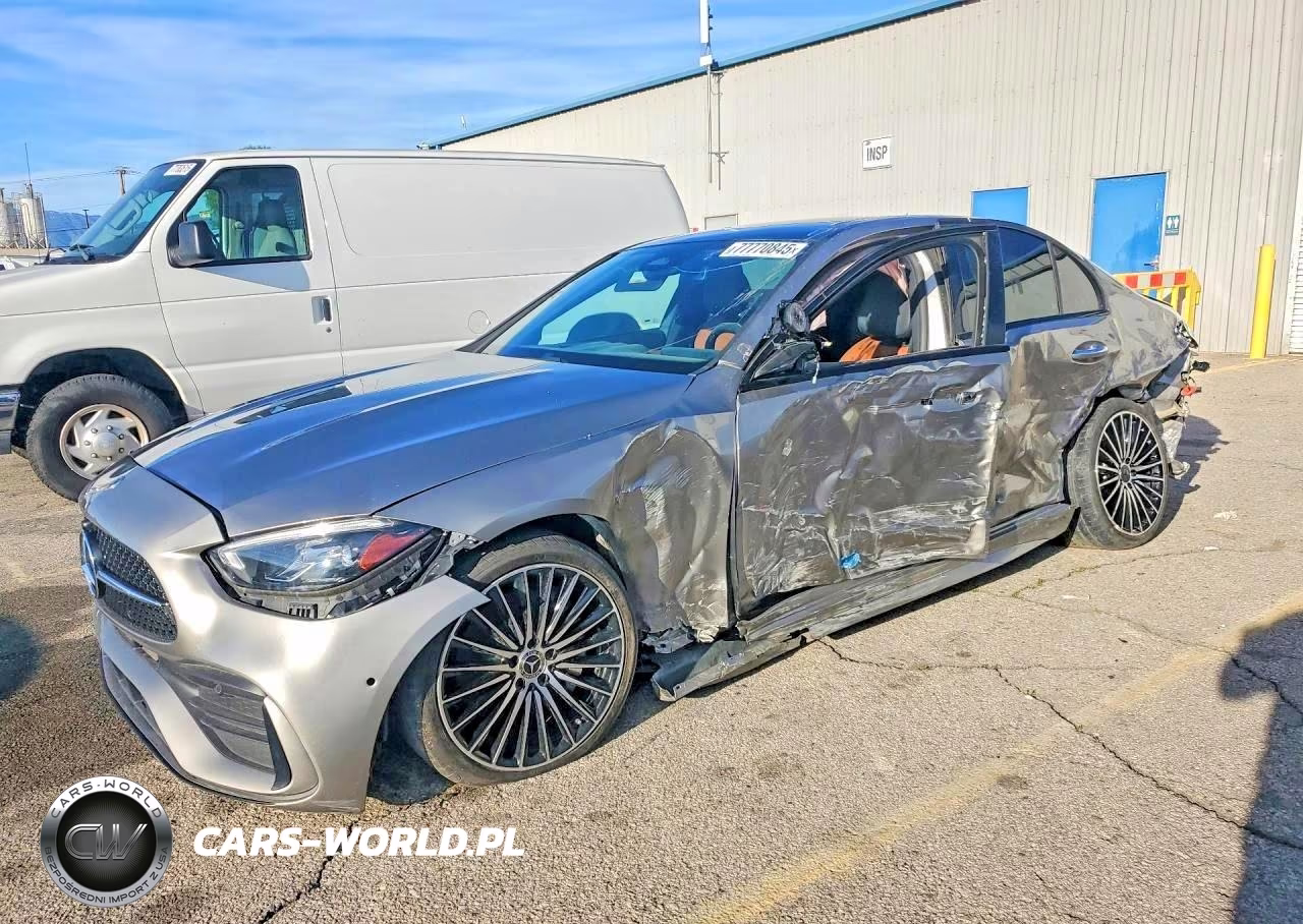 2023 Mercedes-Benz C 300 – zdjęcie 1 z 12