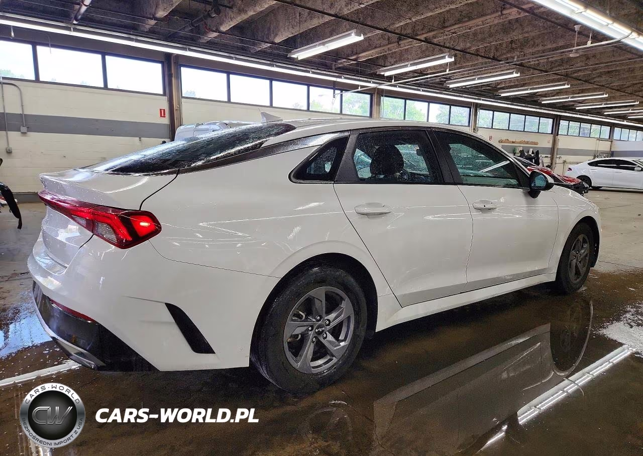 2023 Kia K5 Lxs VIN:5XXG14J28PG196720 - 3