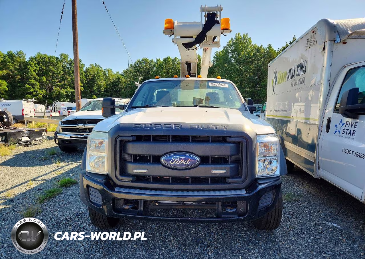 2014 Ford F450 Super Duty Bucket Truck VIN:1FDUF4GY3EEB66974 - 5