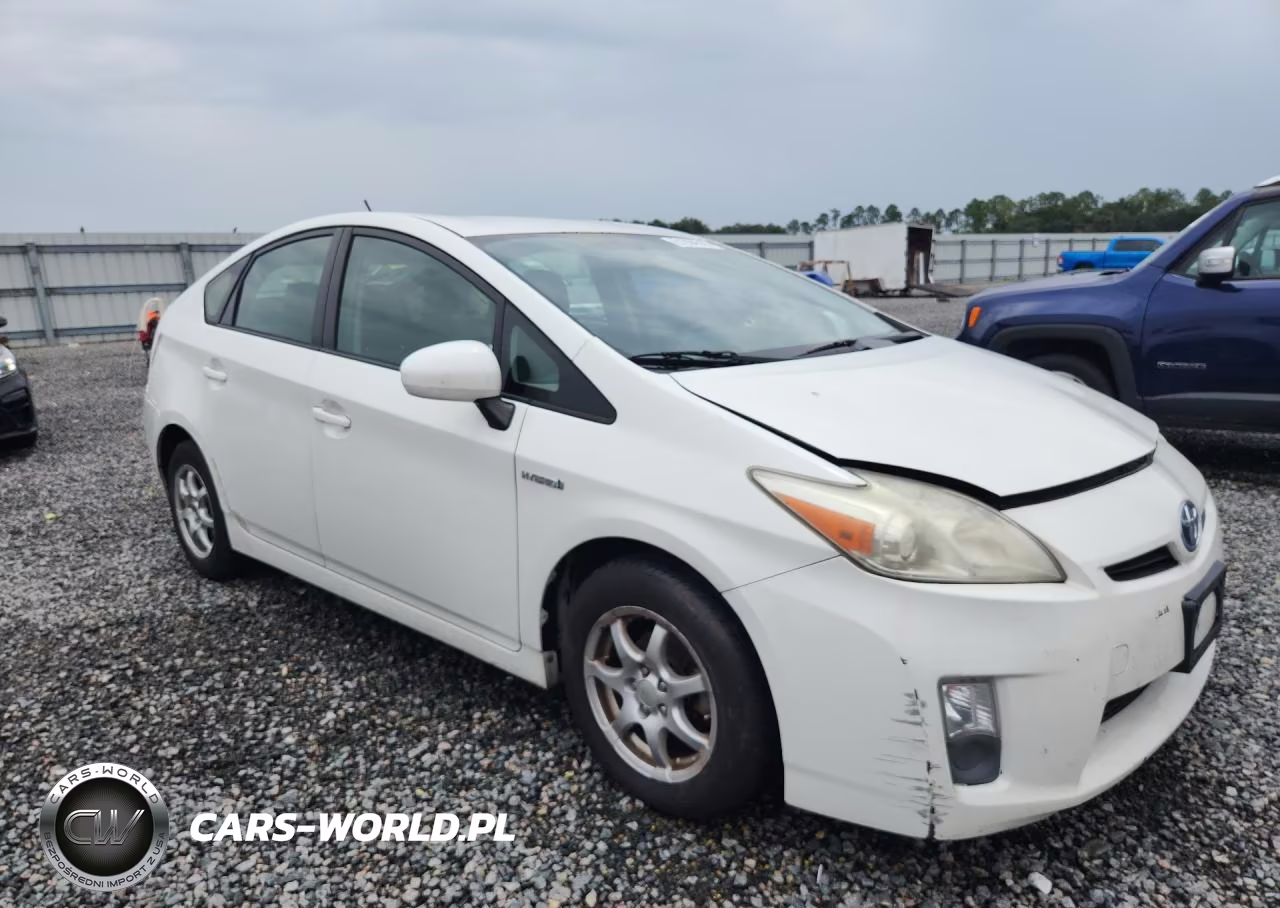2011 Toyota Prius Two VIN:JTDKN3DU6B1409514 - 4