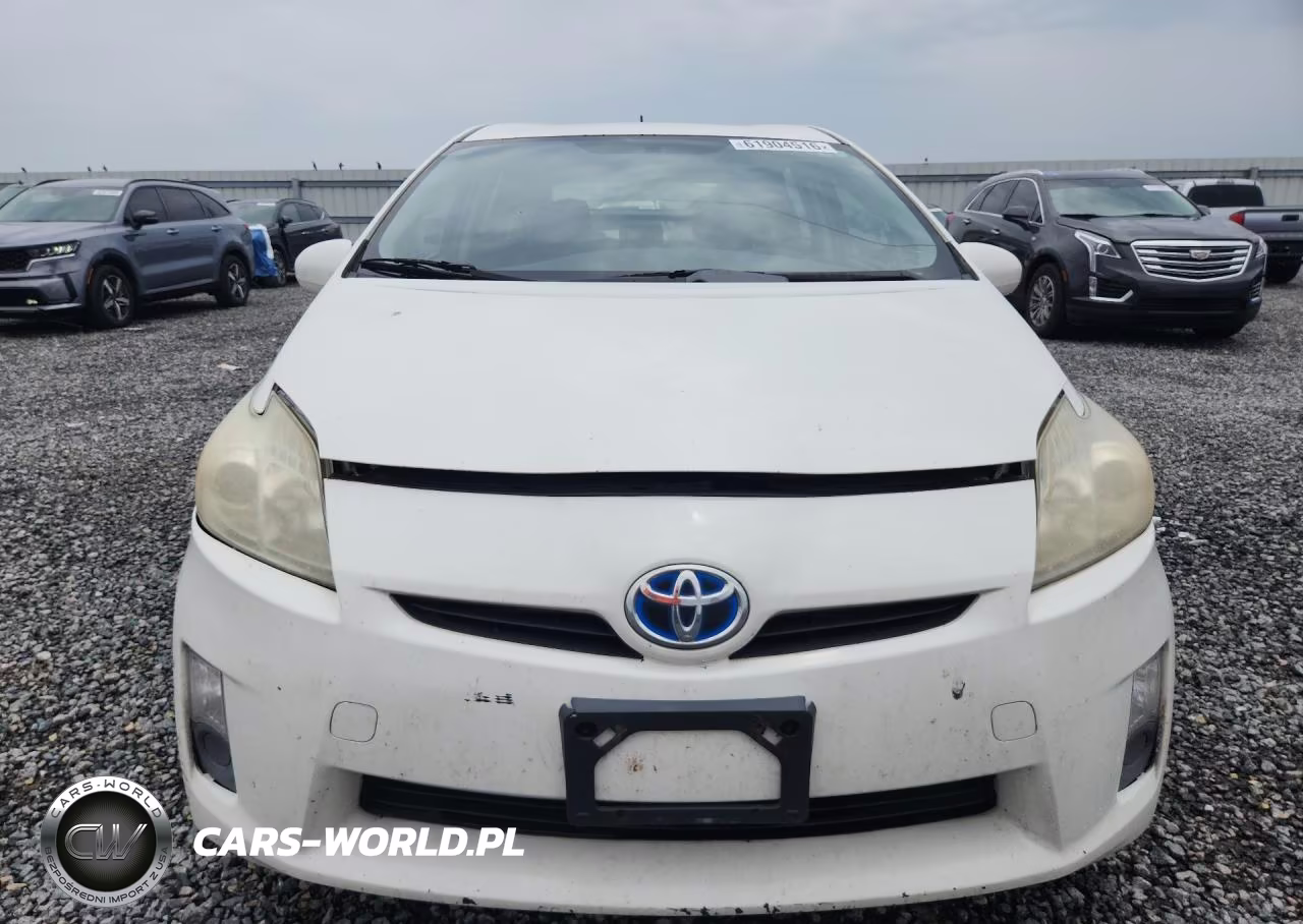 2011 Toyota Prius Two VIN:JTDKN3DU6B1409514 - 5
