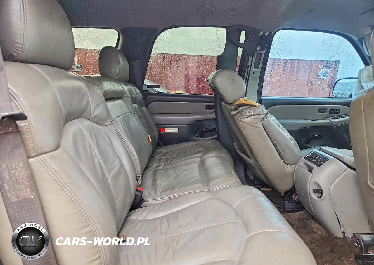 2001 Chevrolet Tahoe K1500 VIN:1GNEK13T21R106479 - 11