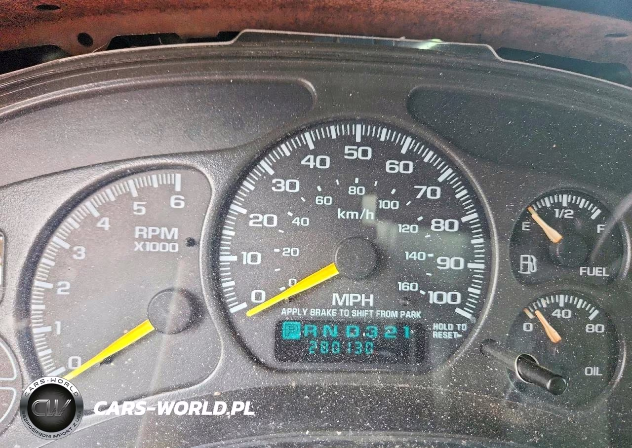 2001 Chevrolet Tahoe K1500 VIN:1GNEK13T21R106479 - 9
