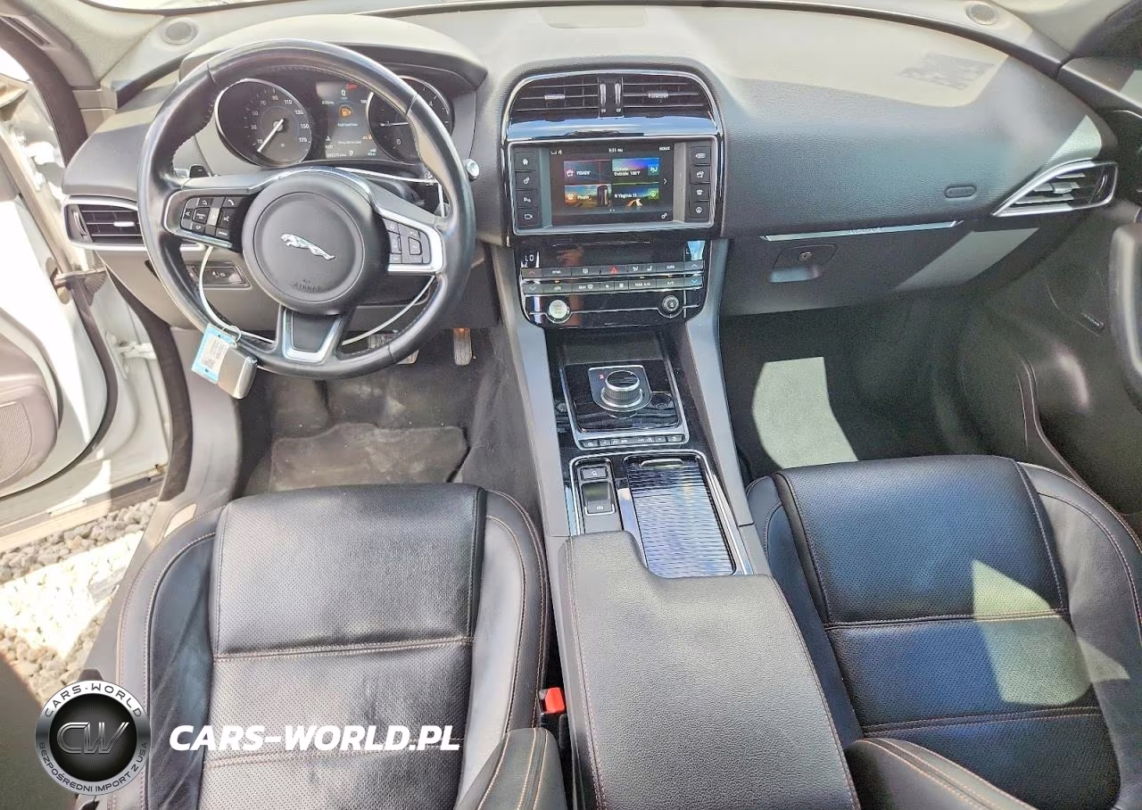 2018 Jaguar F-Pace Prestige VIN:SADCK2FN4JA238830 - 8