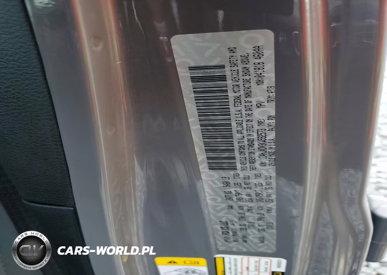 2019 Jeep Wrangler Unlimited Sport VIN:1C4HJXDN3KW592573 - 13