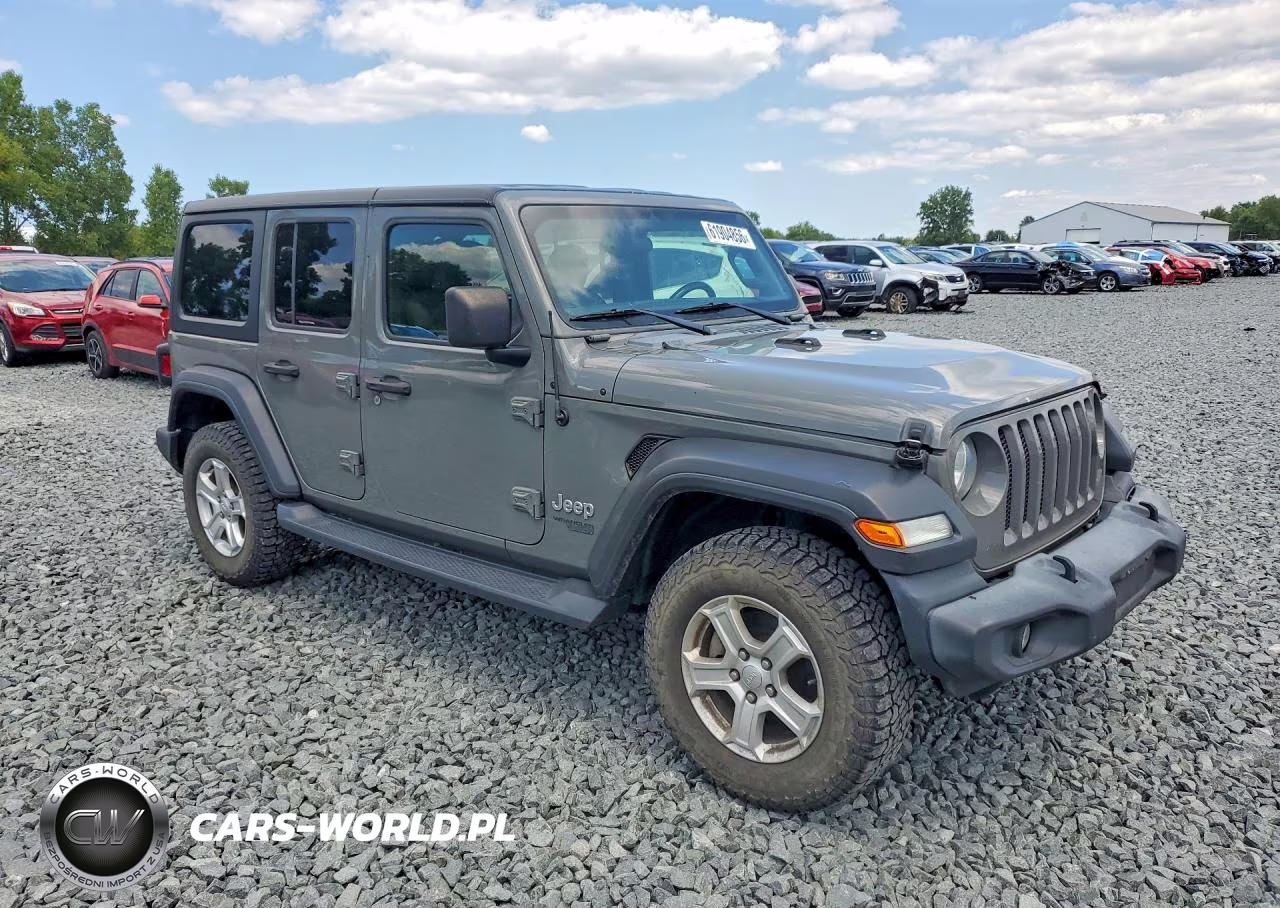 2019 Jeep Wrangler Unlimited Sport VIN:1C4HJXDN3KW592573 - 4