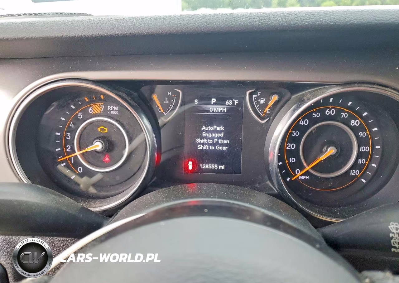 2019 Jeep Wrangler Unlimited Sport VIN:1C4HJXDN3KW592573 - 9