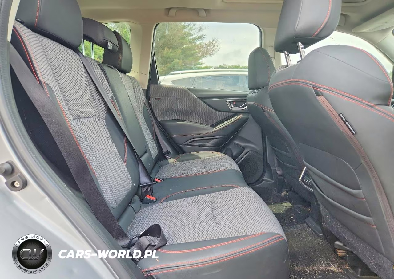 2019 Subaru Forester Sport VIN:JF2SKAJC7KH438229 - 11
