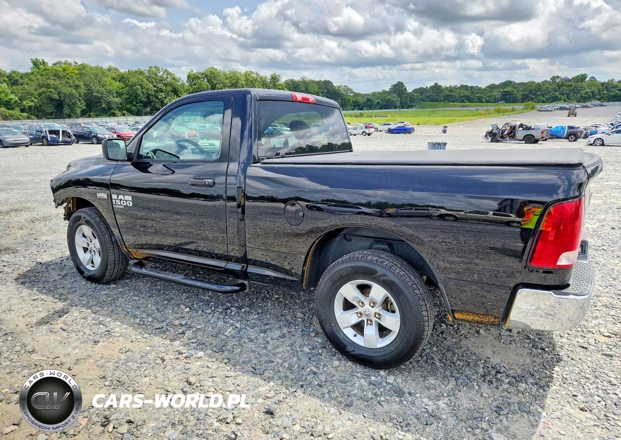 2021 Ram 1500 Classic Tradesman VIN:3C6JR6AT1MG521064 - 2