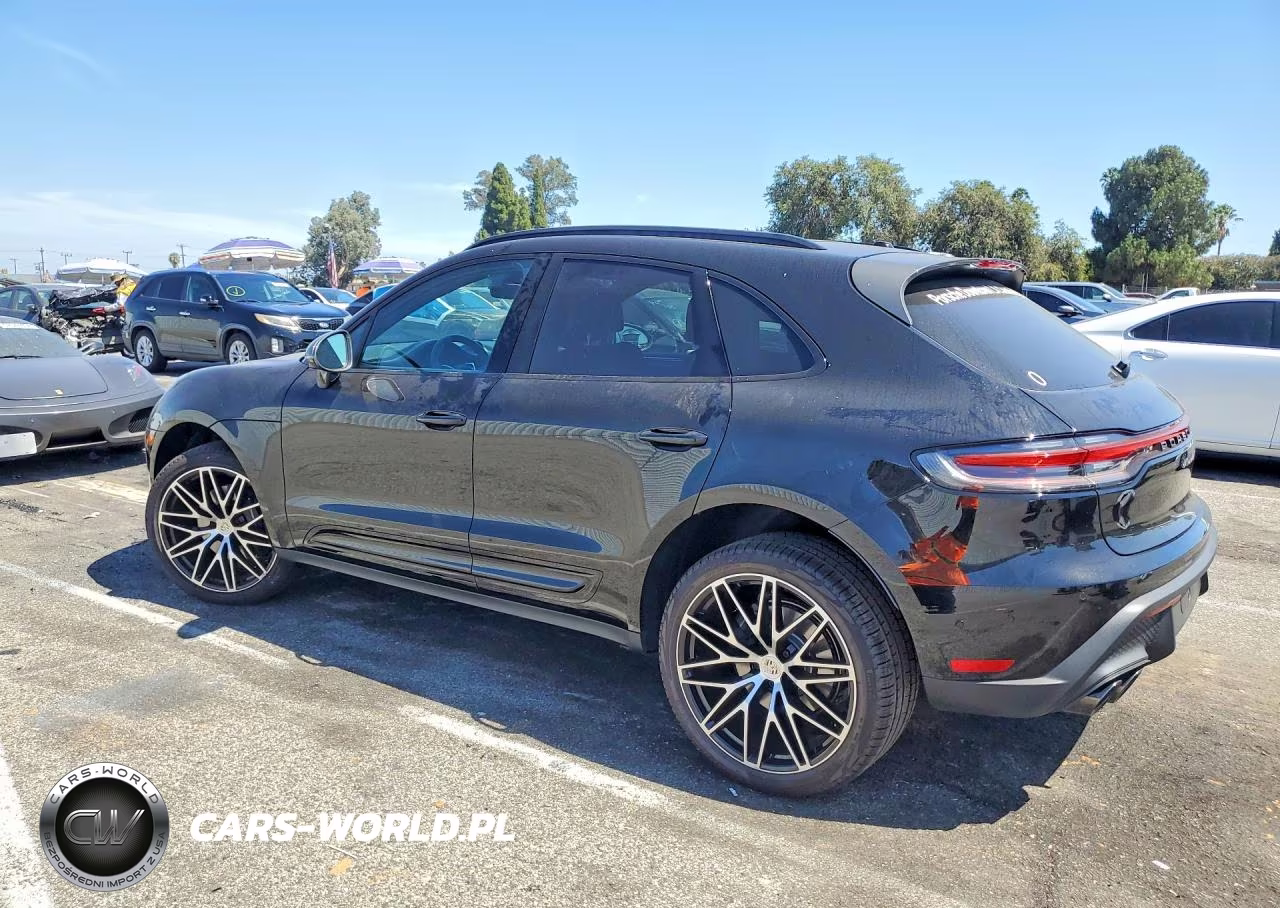 2026 Porsche Macan Base VIN:WP1AA2A54TLB02765 - 2