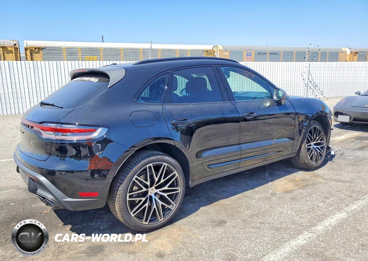 2026 Porsche Macan Base VIN:WP1AA2A54TLB02765 - 3
