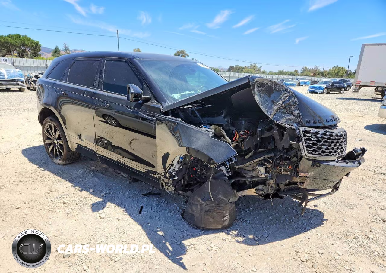 2020 Land Rover Range Rover Velar R-Dynamic S VIN:SALYK2FV4LA252904 - 4