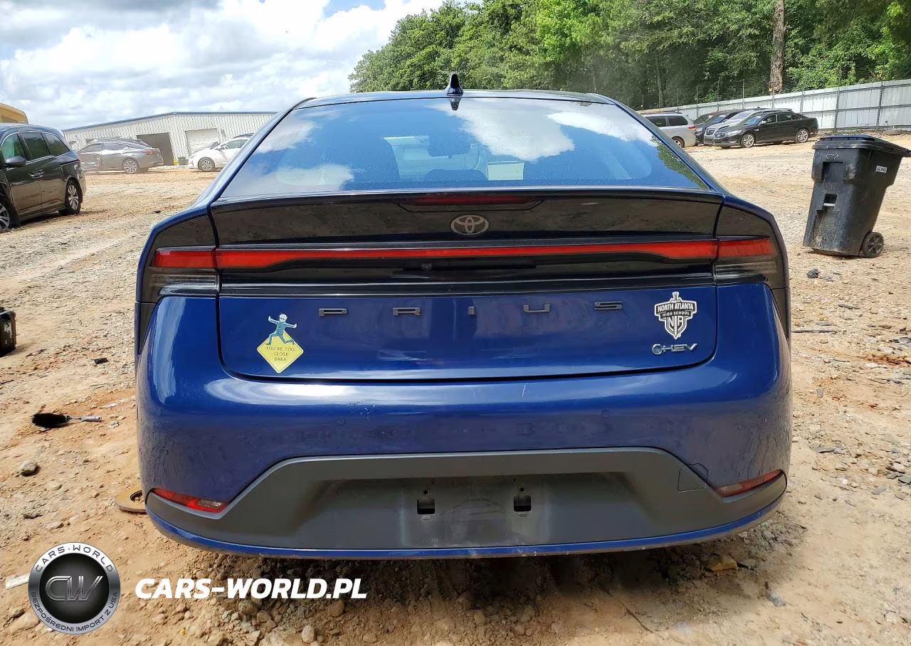 2024 Toyota Prius Le VIN:JTDACAAU3R3025697 - 6