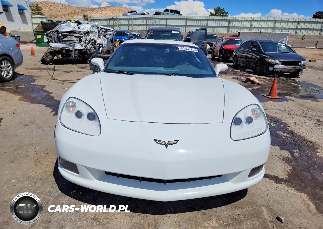 2010 Chevrolet Corvette VIN:1G1YE2DW0A5101437 - 5