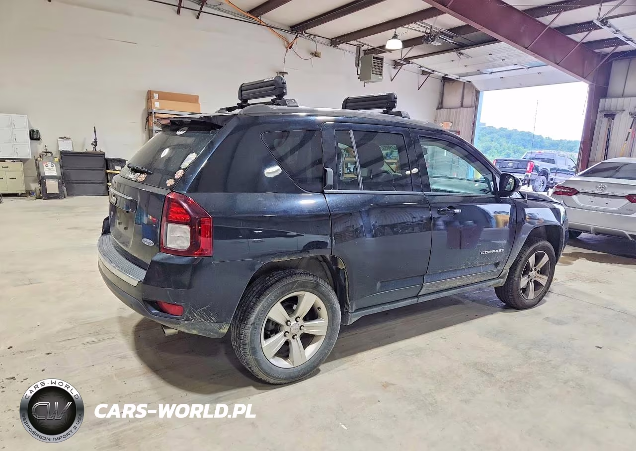 2017 Jeep Compass Latitude VIN:1C4NJDEB7HD176021 - 3