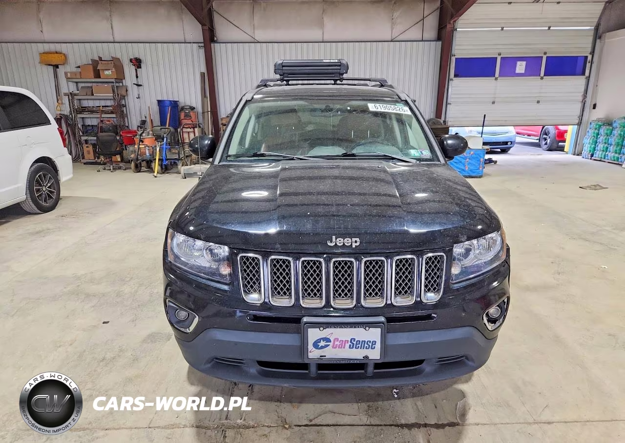 2017 Jeep Compass Latitude VIN:1C4NJDEB7HD176021 - 5