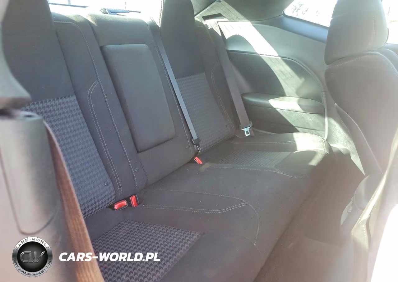 2018 Dodge Challenger Sxt VIN:2C3CDZAG6JH118699 - 10