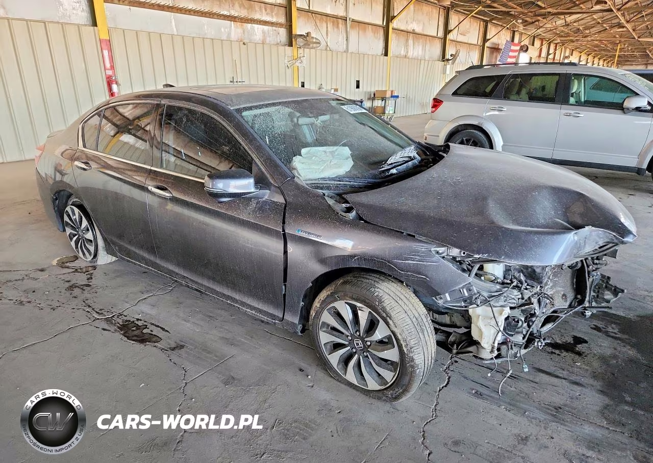 2017 Honda Accord Hybrid Exl VIN:JHMCR6F50HC030388 - 4