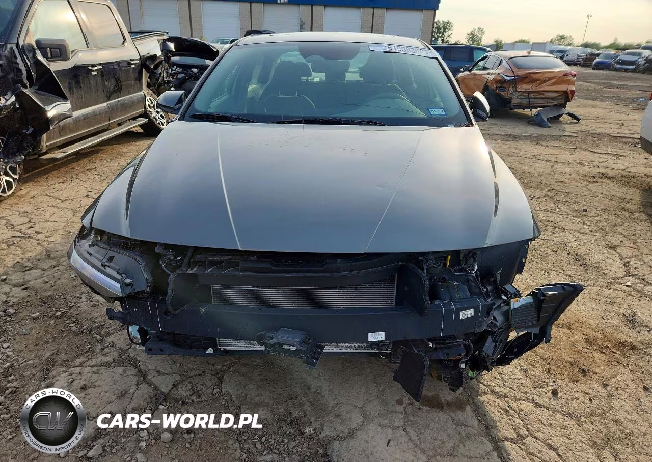 2025 Hyundai Elantra Sel VIN:KMHLS4DG8SU852528 - 5