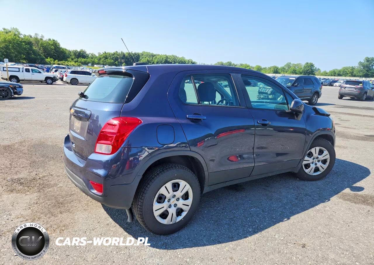 2019 Chevrolet Trax Ls VIN:3GNCJKSB9KL168334 - 3