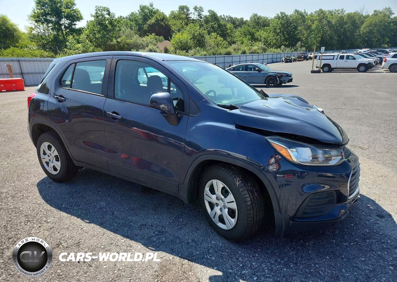 2019 Chevrolet Trax Ls VIN:3GNCJKSB9KL168334 - 4