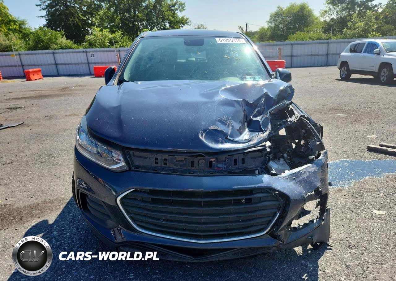 2019 Chevrolet Trax Ls VIN:3GNCJKSB9KL168334 - 5