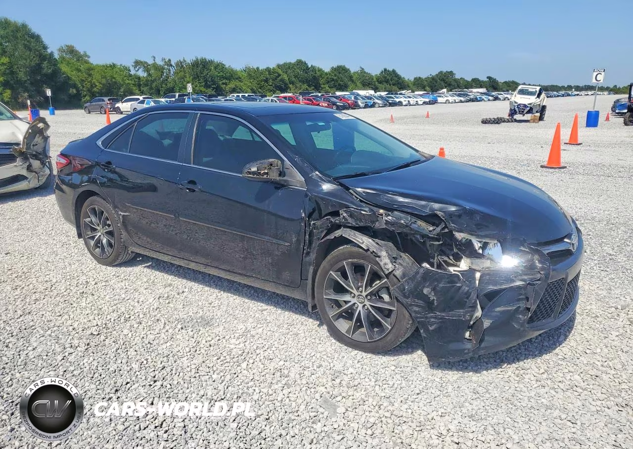 2017 Toyota Camry Xse VIN:4T1BF1FK7HU439492 - 4