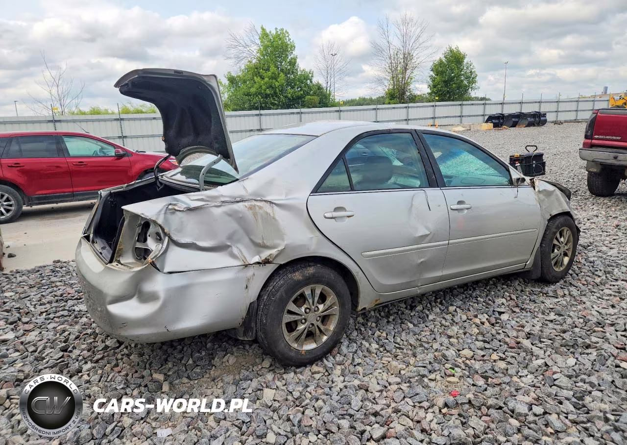 2006 Toyota Camry Le VIN:4T1BE32K26U158492 - 3