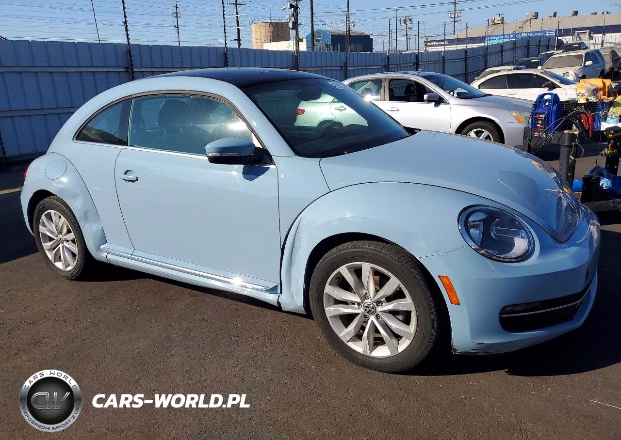 2013 Volkswagen Beetle VIN:3VWJL7AT2DM612844 - 4