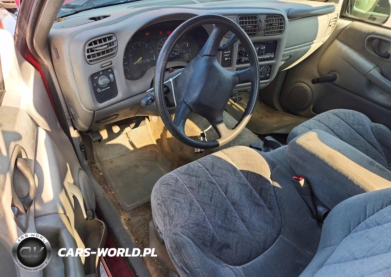 2001 GMC Sonoma VIN:1GTCS19W718145866 - 8
