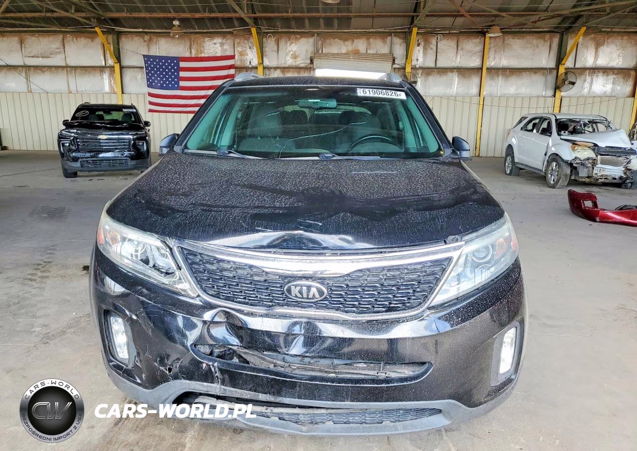 2015 Kia Sorento Lx VIN:5XYKT4A65FG647118 - 5