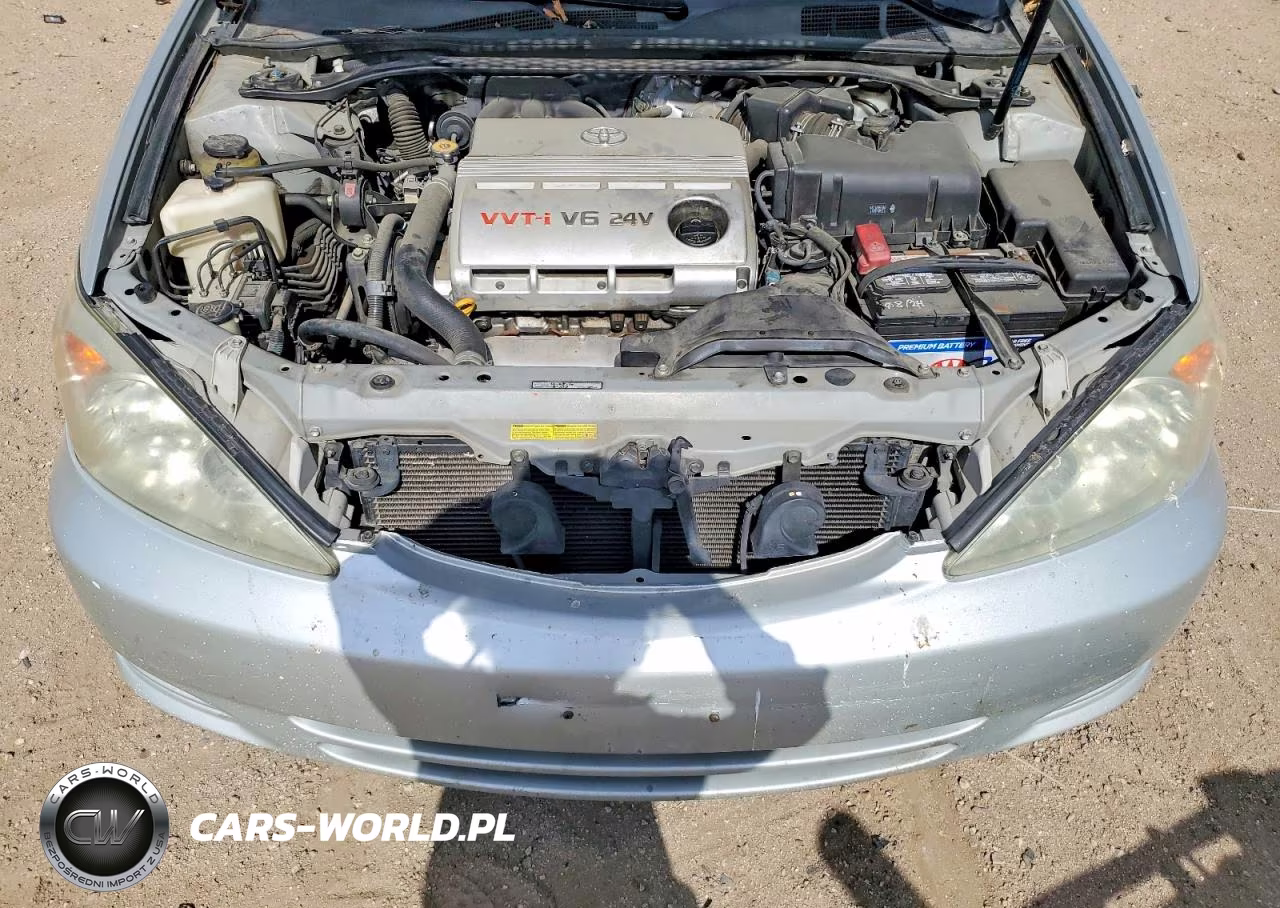 2003 Toyota Camry Le V6 VIN:4T1BF32K13U050972 - 11