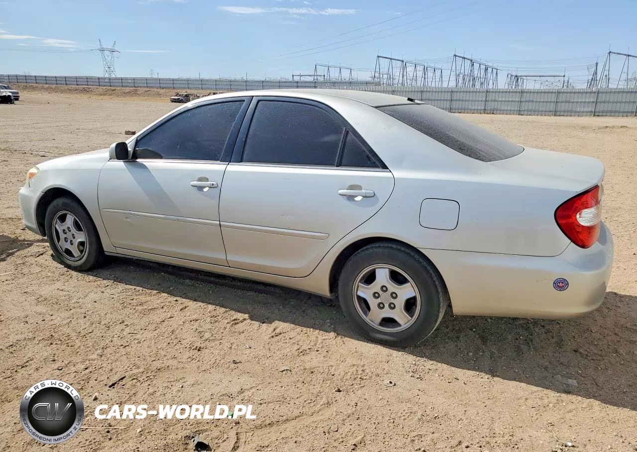 2003 Toyota Camry Le V6 VIN:4T1BF32K13U050972 - 2