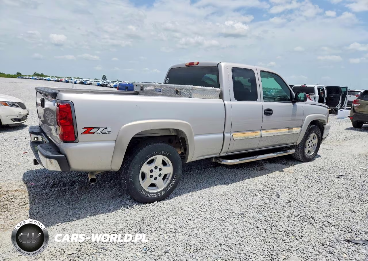 2006 Chevrolet Silverado K1500 VIN:2GCEK19B761344271 - 3