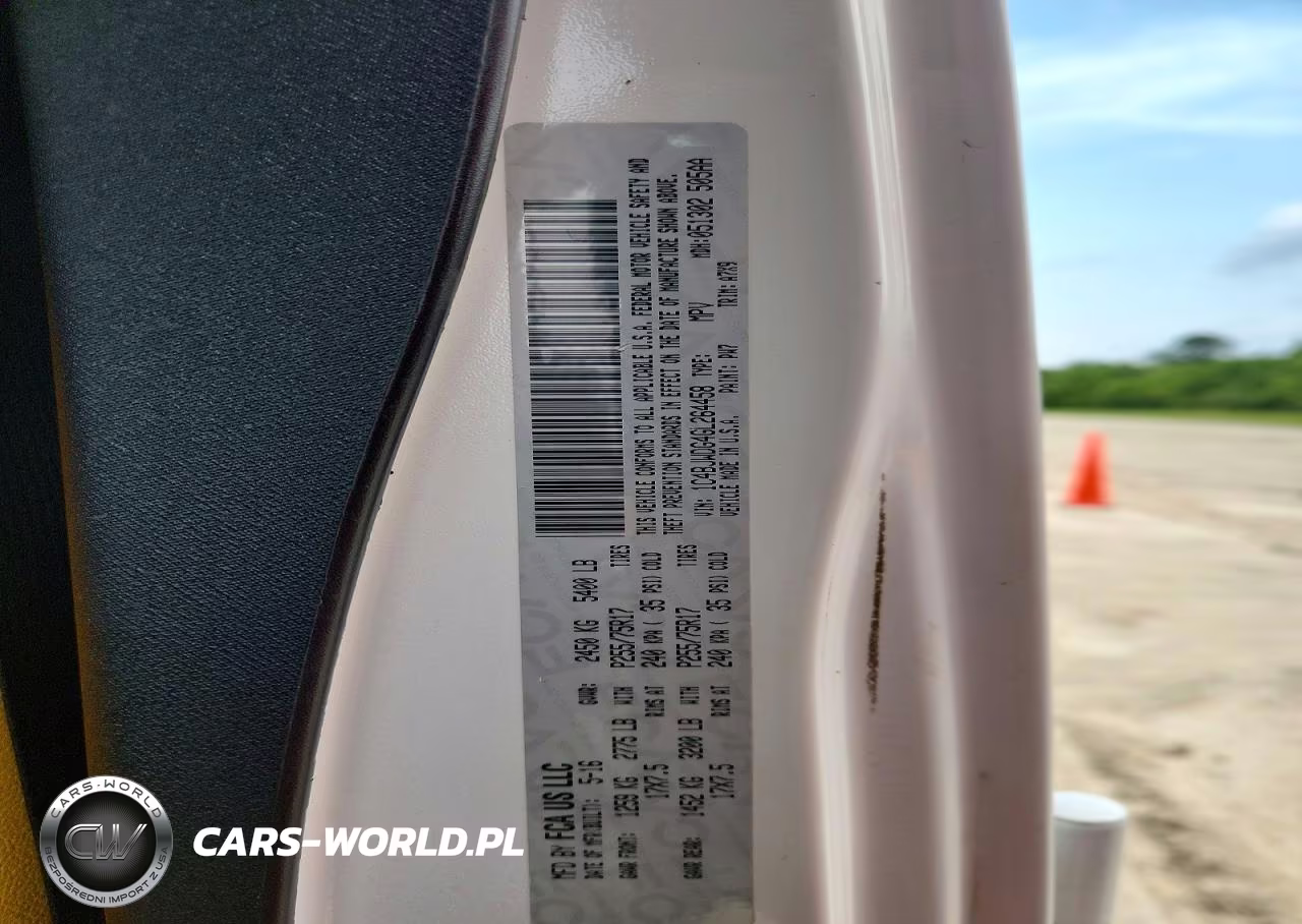 2016 Jeep Wrangler Unlimited Sport VIN:1C4BJWDG4GL264458 - 13