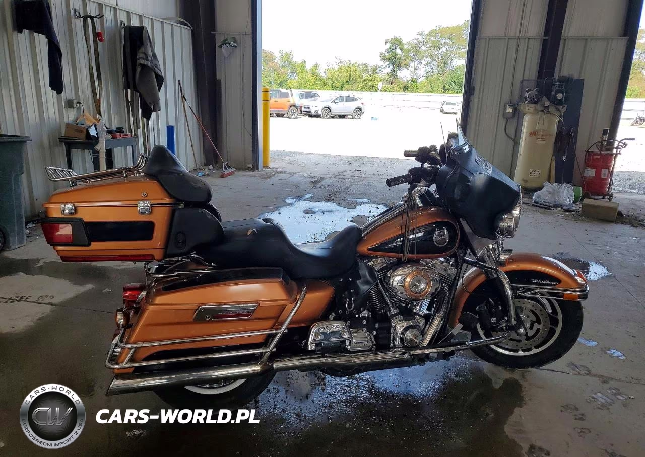2008 Harley-Davidson Flhtcui 105Th Anniversary Edition