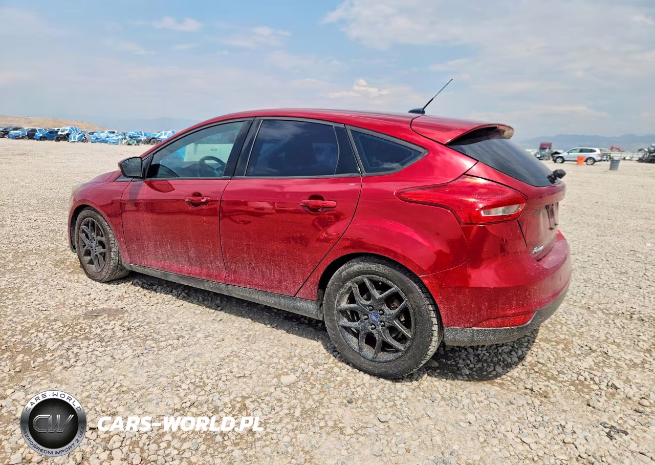 2016 Ford Focus Se VIN:1FADP3K28GL325801 - 2
