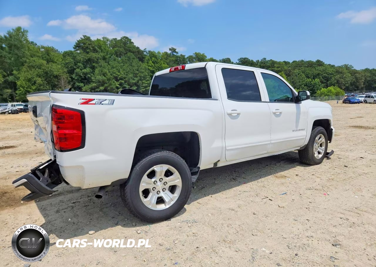 2018 Chevrolet Silverado K1500 Lt VIN:3GCUKREC9JG483133 - 3